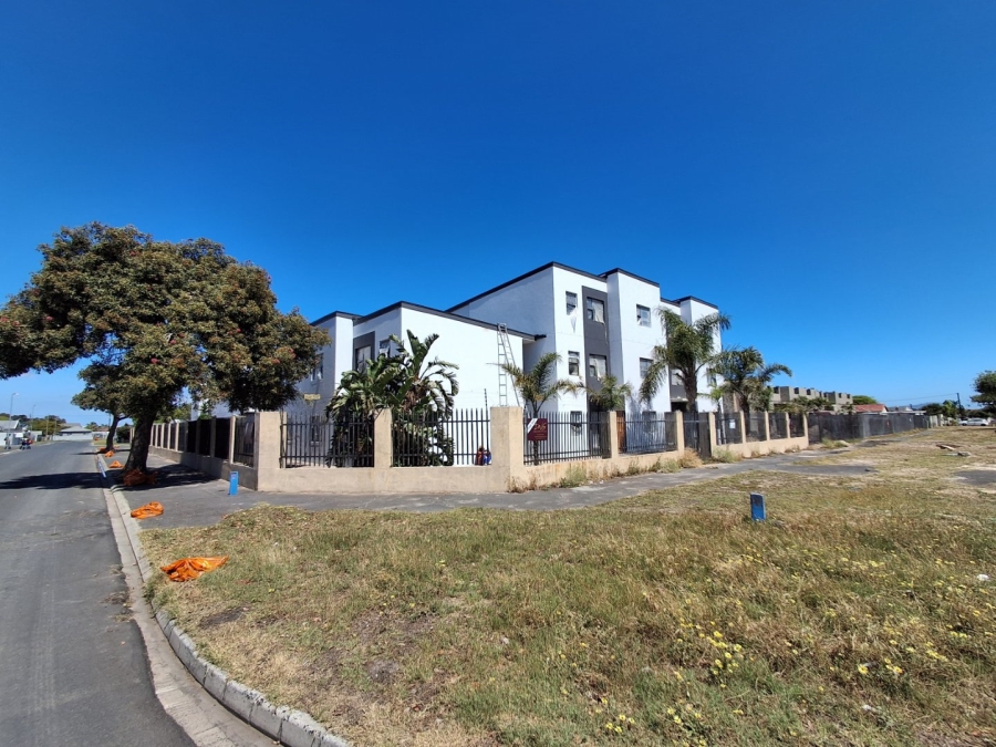 2 Bedroom Property for Sale in Ruyterwacht Western Cape